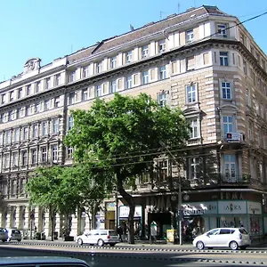 Eitans Budapeste