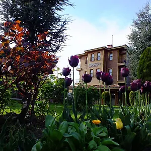 Otel Turquhouse ***