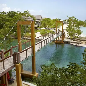 Otel Goldeneye *****