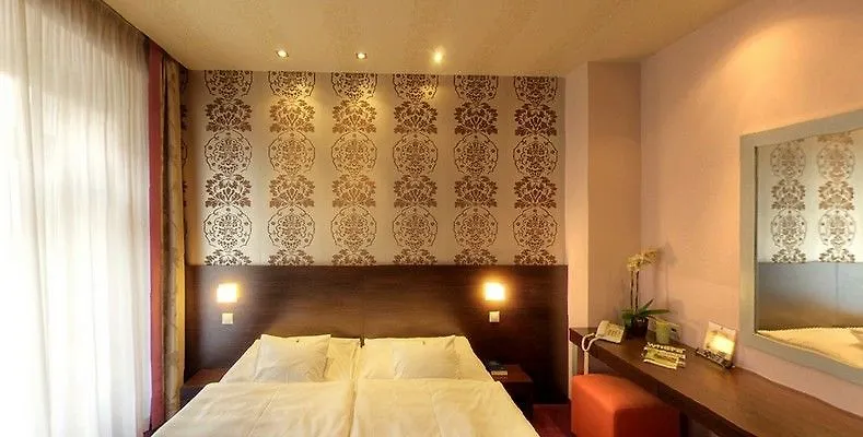 Carat Boutique Hotel Budapeşte